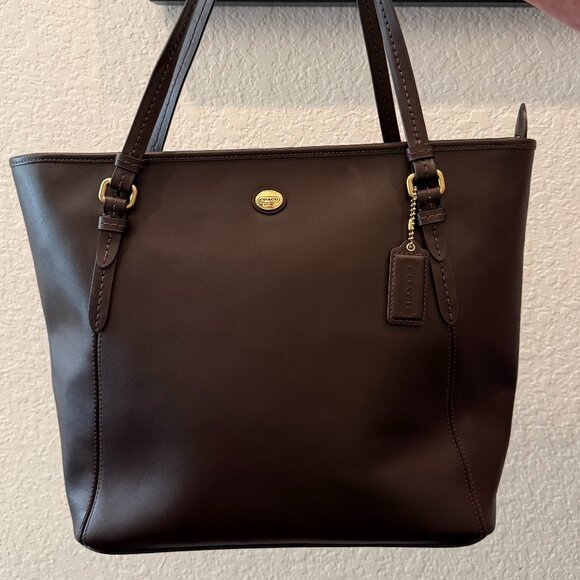 COACH Peyton Shoulder Tote Bag Saffiano Leather 27349 - Picture 2 of 14